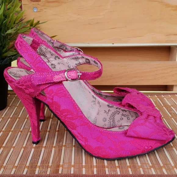 Betseyville Bright Pink Lace Heels - Picture 6 of 8